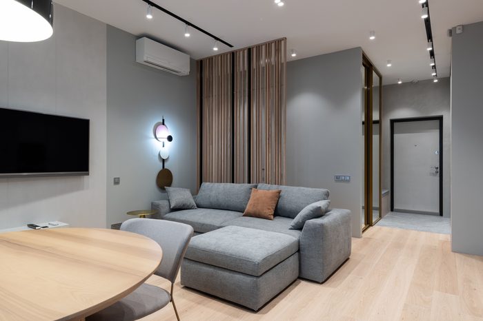 Bright furnished living room, an example of non-professional furnished rental on the French Riviera